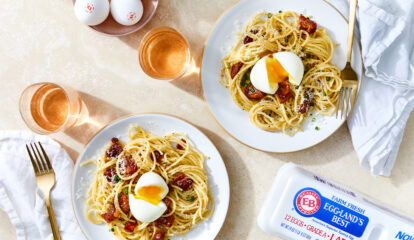 Crispy Bacon Spaghetti with Jammy Eggs & Chives