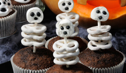 Scrumptious Skeleton Cupcakes